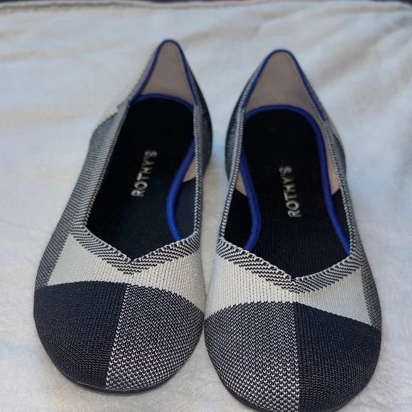 Rothy's Women's The Flat Round Cap Toe Shoe In A Black And Cream Pattern size 9 - Picture 12 of 12